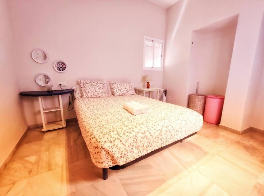 Enjoy Netflix Parking Segun Disponibilidad Apartment Севиля Екстериор снимка